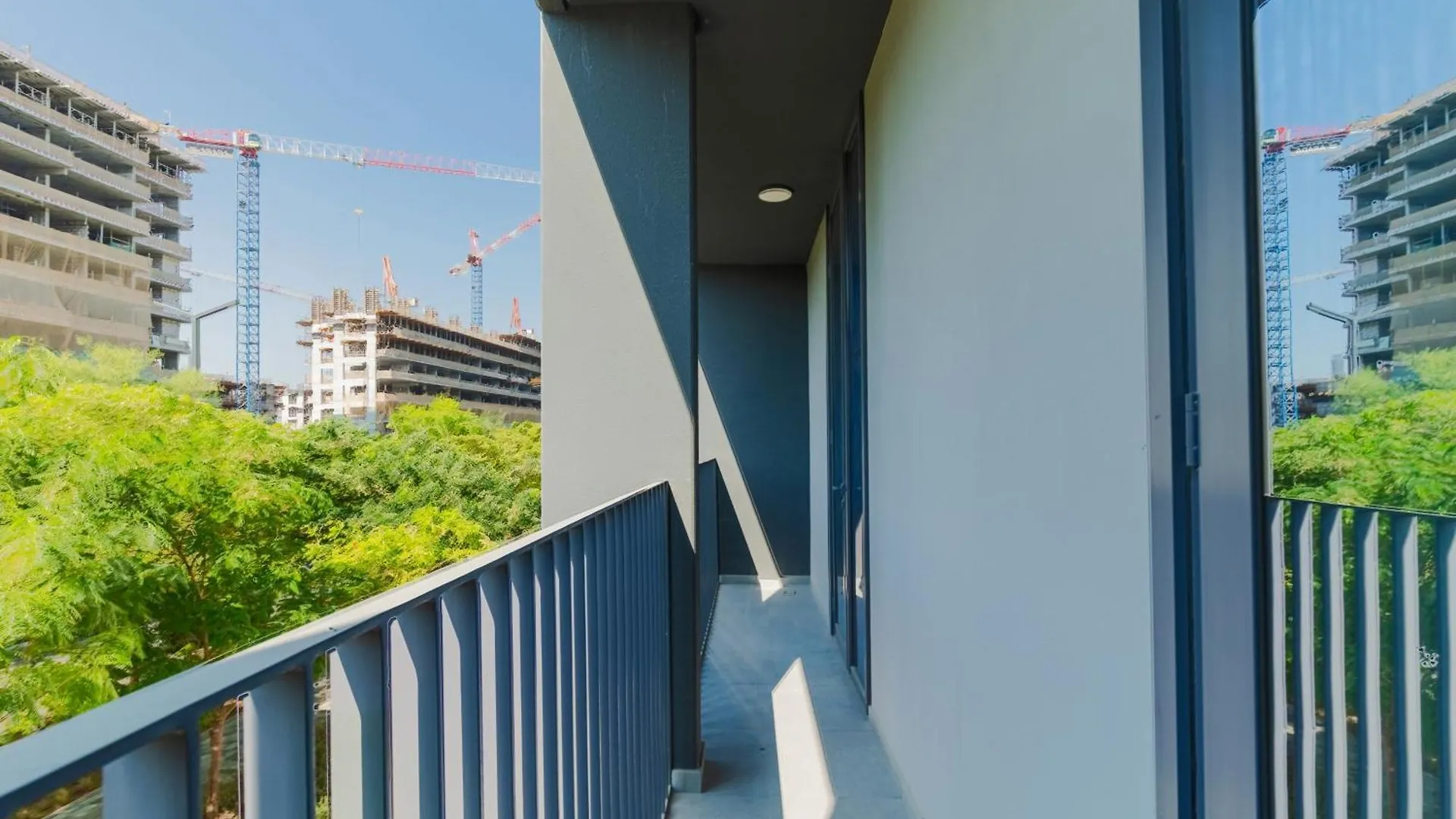 Apartment Sahab - Stunning 1Br With Terrace At The Bolivard Sharjah