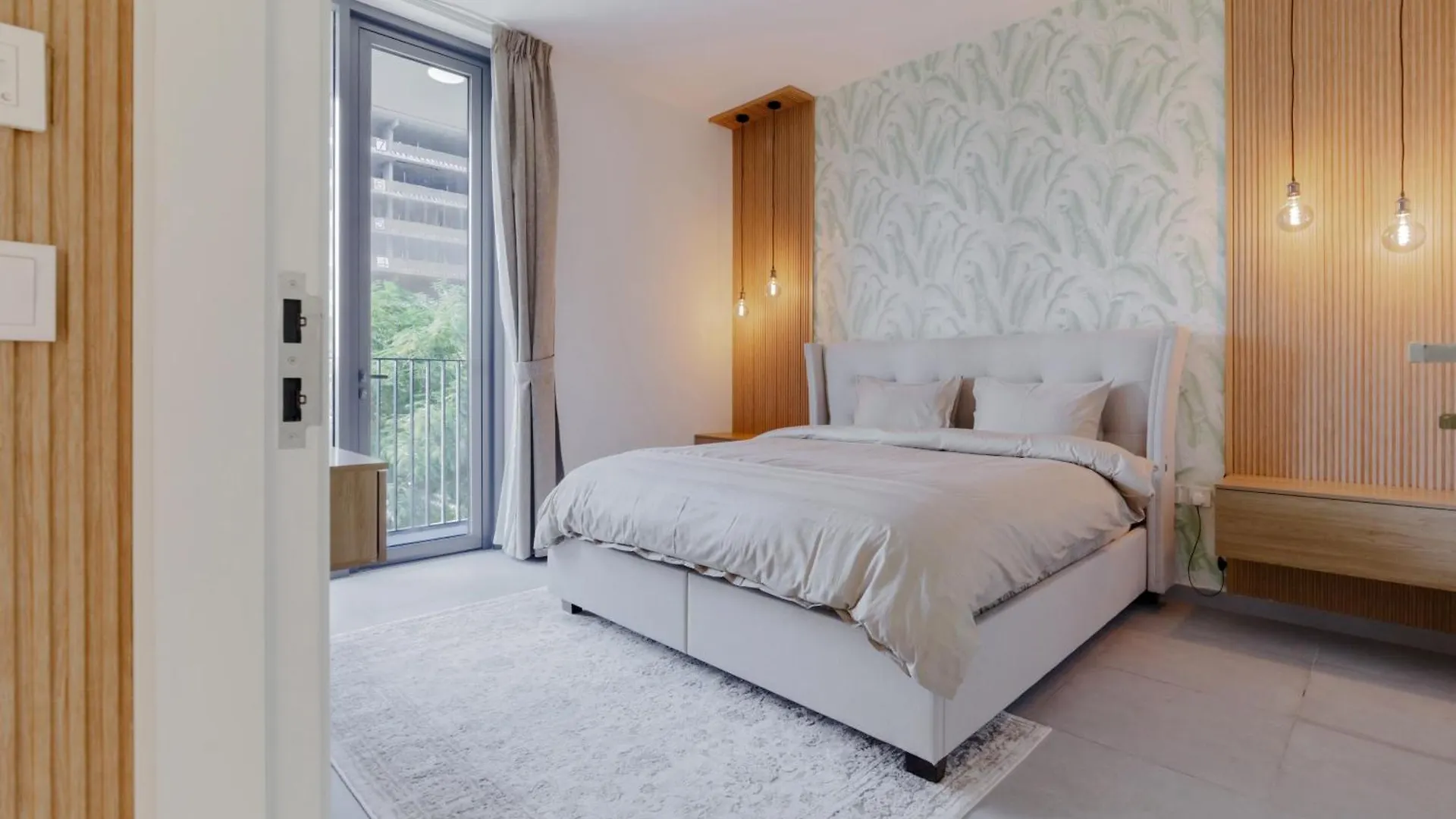Sahab - Stunning 1Br With Terrace At The Bolivard Sharjah United Arab Emirates
