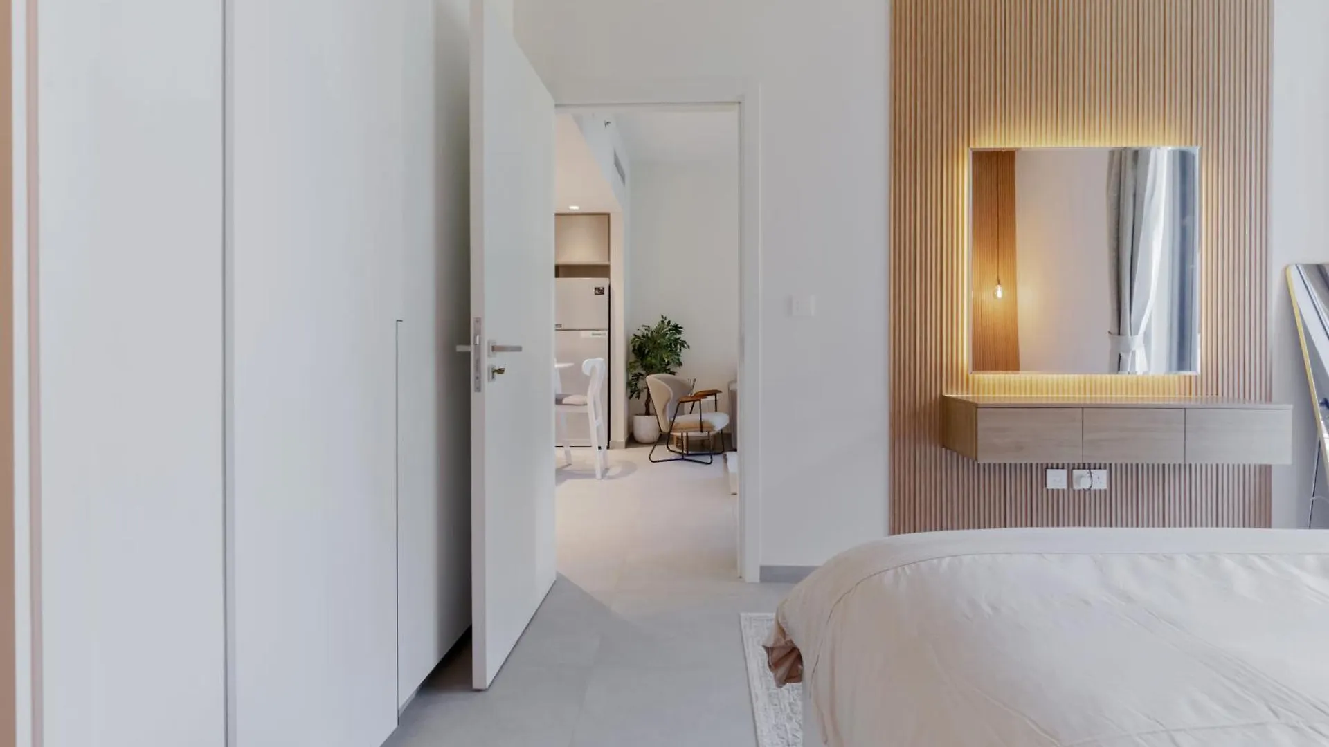 Apartment Sahab - Stunning 1Br With Terrace At The Bolivard Sharjah