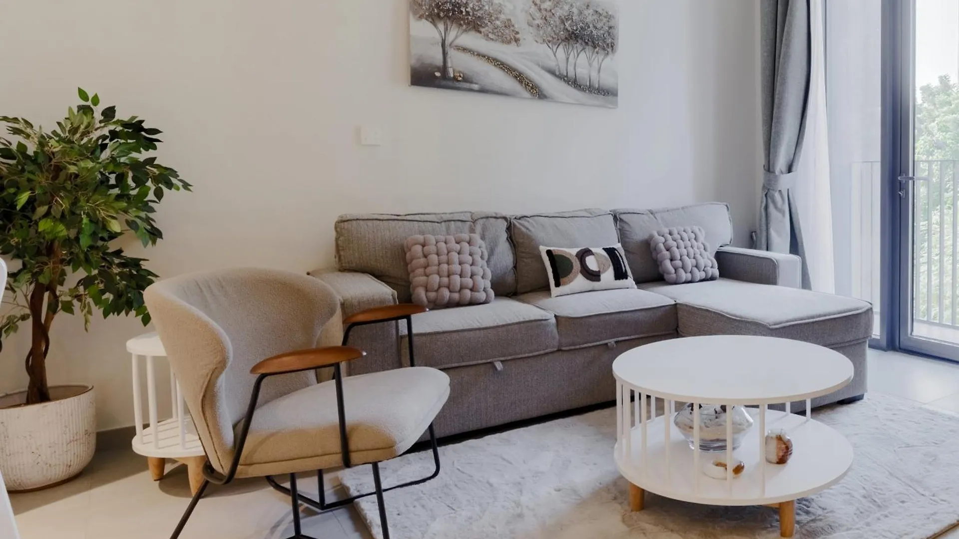 Sahab - Stunning 1Br With Terrace At The Bolivard Sharjah 0*,